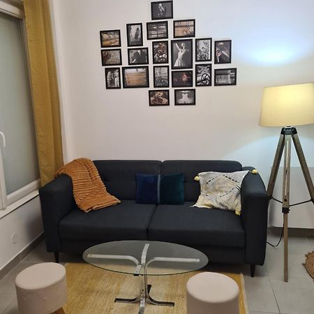 Maison A Deux Pas De L'Hotel De Ville Calais Eksteriør billede